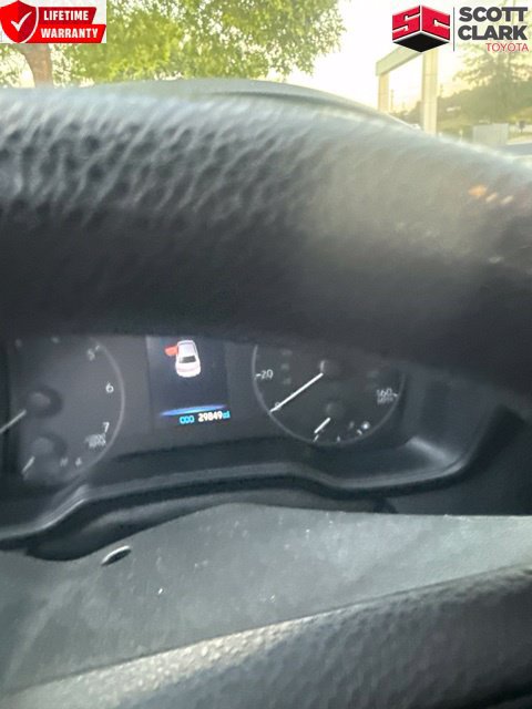 Used 2024 Toyota Corolla LE FWD image 1