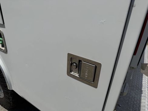 Used 2018 RAM 3500 Tradesman w/ Chrome Appearance Group AWD/4WD image 45