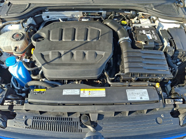 Used 2024 Volkswagen Golf R AWD/4WD image 28