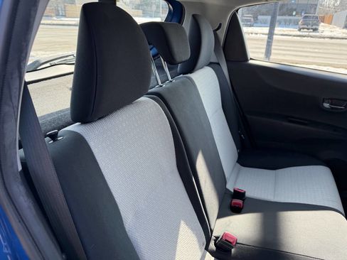 Used 2012 Toyota Yaris LE image 25