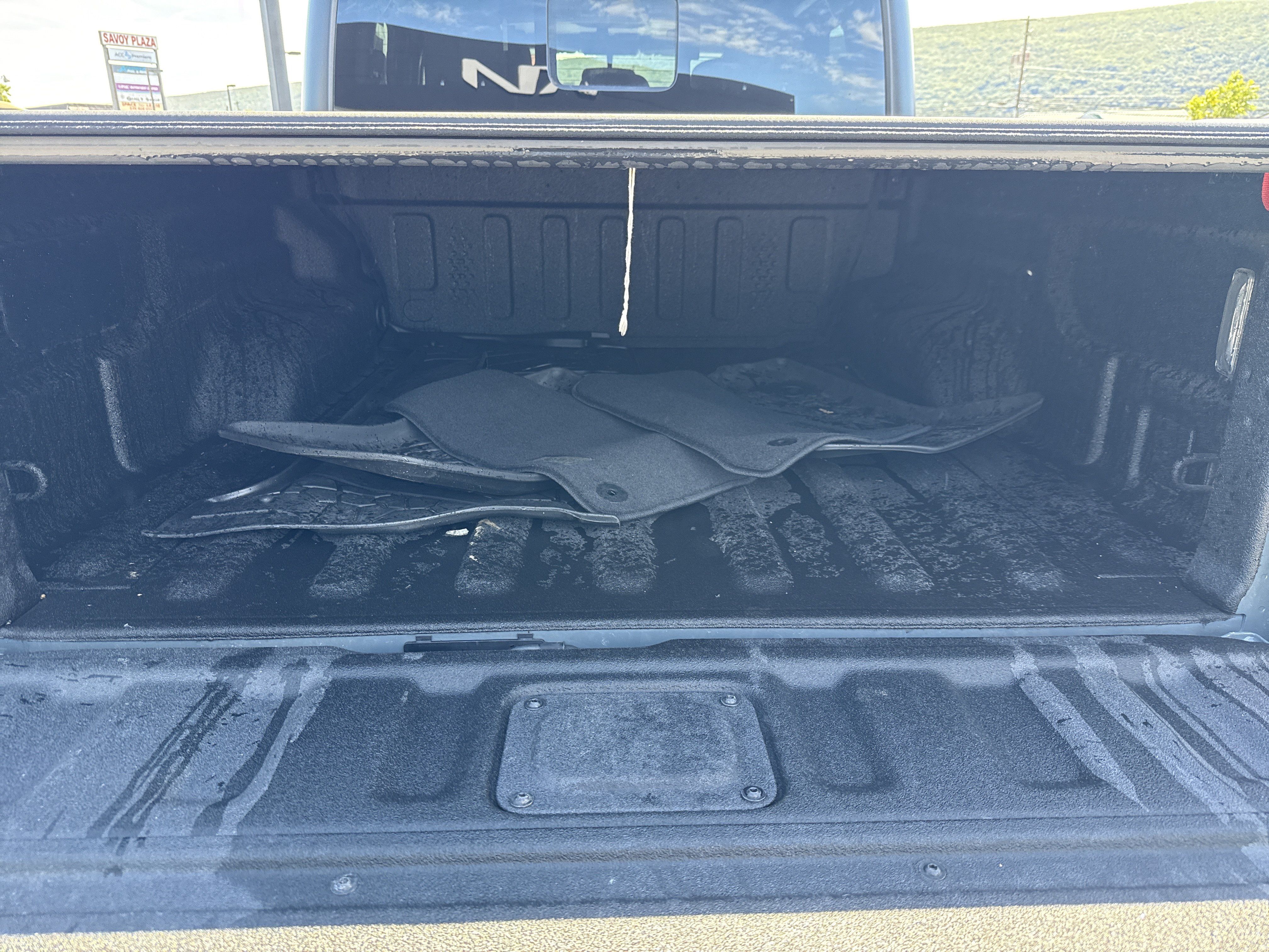 Used 2025 Jeep Gladiator Sport AWD/4WD image 5