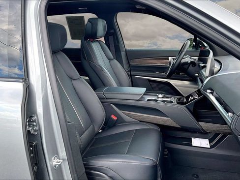 Certified 2026 Cadillac Vistiq Sport w/ LPO, Floor Liner Package AWD/4WD image 30