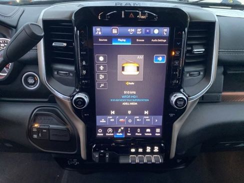 Used 2024 RAM 2500 Laramie image 27