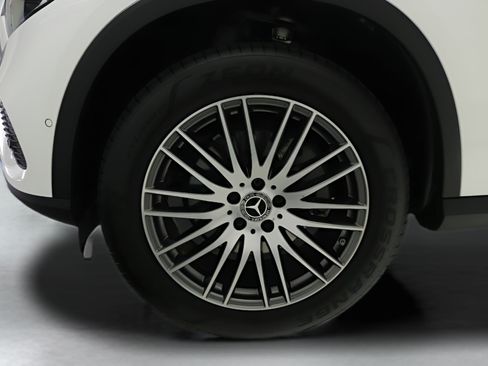 Certified 2023 Mercedes-Benz GLC 300 4MATIC image 27