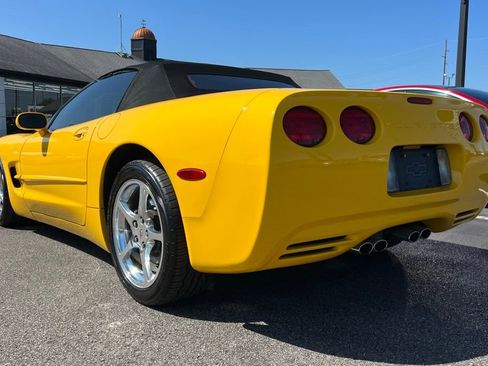 Used 2002 Chevrolet Corvette Convertible w/ Preferred Equipment Group2 image 5