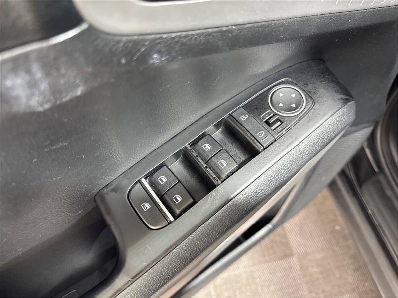 Used 2024 Kia Soul LX w/ Option Group 015 FWD image 30