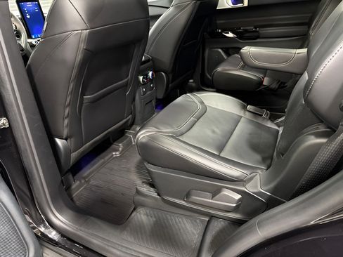 Used 2024 Ford Explorer ST w/ Equipment Group 401A AWD/4WD image 32