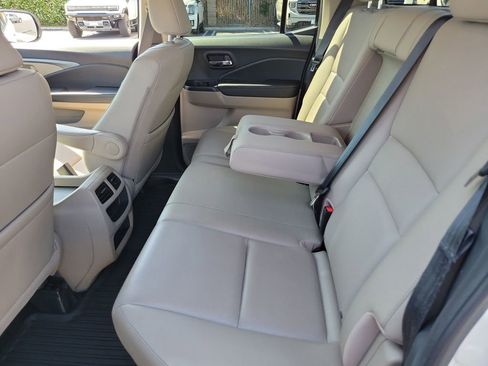 Certified 2023 Honda Ridgeline RTL image 12