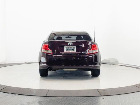 Used 2013 Scion tC FWD image 9