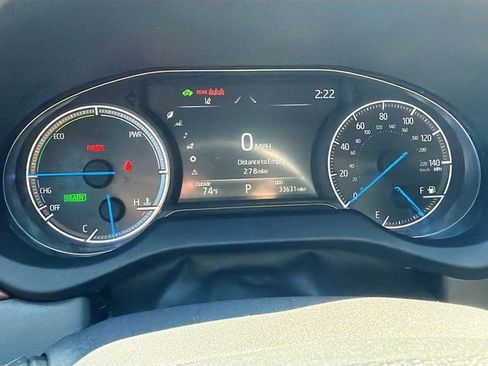 Used 2023 Toyota Venza XLE image 38