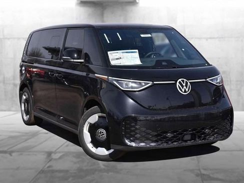 New 2025 Volkswagen ID. Buzz Pro S image 2