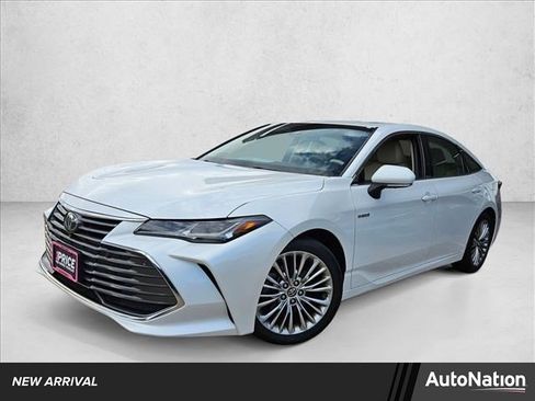 Used 2019 Toyota Avalon Limited w/ Advanced Safety Package image 1