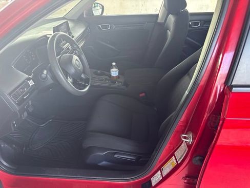 Used 2022 Honda Civic LX image 2