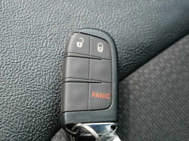 Used 2024 Jeep Compass Trailhawk AWD/4WD image 36