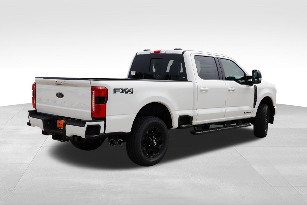 New 2026 Ford F350 Lariat w/ Black Appearance Package AWD/4WD image 3