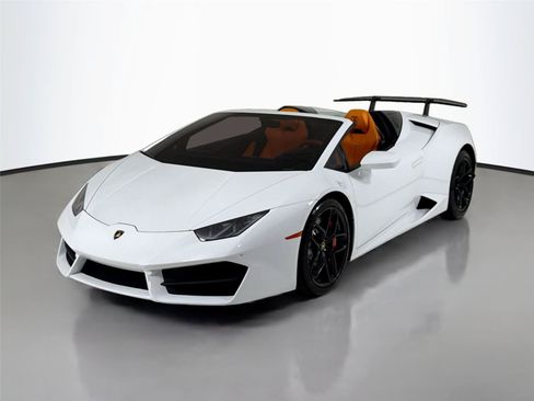 Used 2019 Lamborghini Huracan LP 580-2 RWD image 10