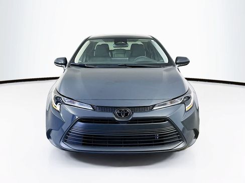 Used 2024 Toyota Corolla LE FWD image 6