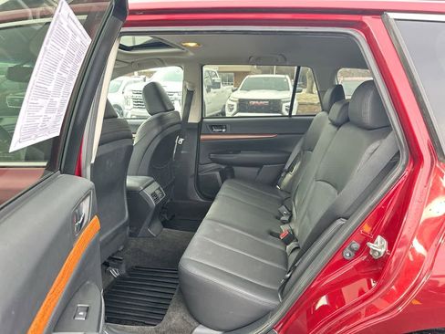 Used 2014 Subaru Outback 2.5i Limited w/ Moonroof Package image 25