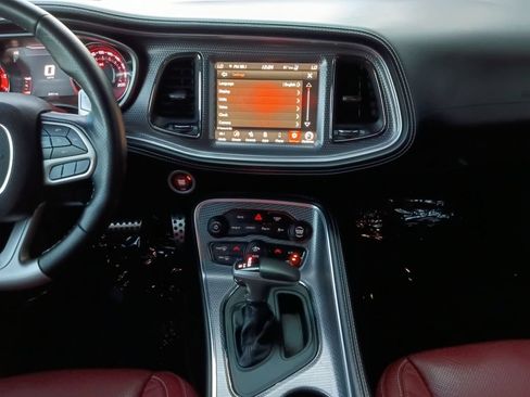 Used 2022 Dodge Challenger SRT Hellcat RWD image 3