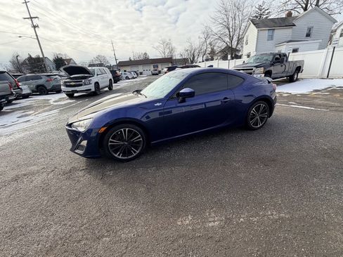 Used 2015 Scion FR-S Base 2dr Coupe 6M image 19