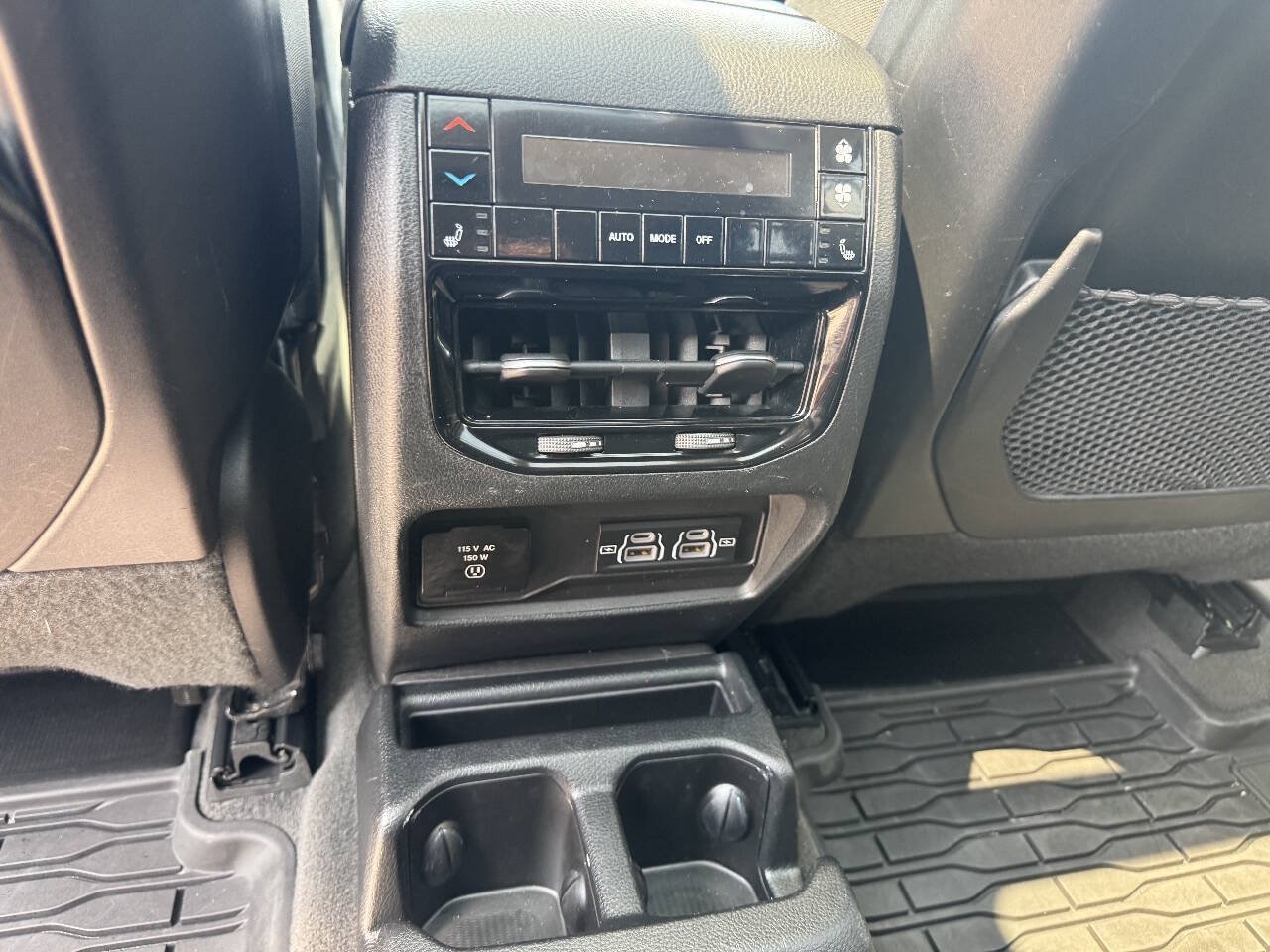 Used 2021 Jeep Grand Cherokee L Limited AWD/4WD image 20