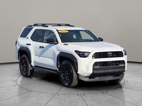 Certified 2025 Toyota 4Runner TRD Off-Road AWD/4WD image 8