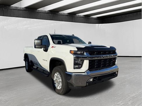 Certified 2022 Chevrolet Silverado 2500 LT w/ Convenience Package AWD/4WD image 5