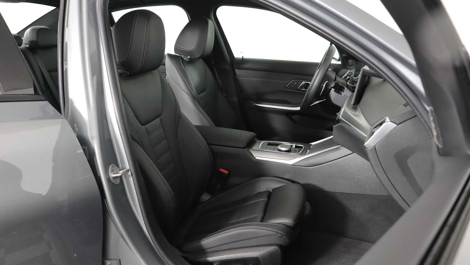Used 2024 BMW M340i xDrive w/ Premium Package AWD/4WD image 10