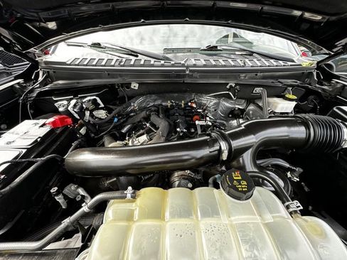 Certified 2023 Lincoln Navigator Reserve AWD/4WD image 30