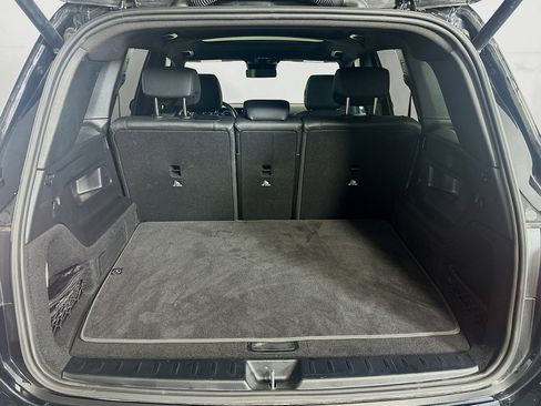 Used 2025 Mercedes-Benz GLB 250 image 30