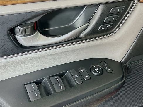 Used 2022 Honda CR-V EX-L image 19