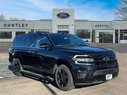 Used 2022 Ford Expedition Max Limited image 4