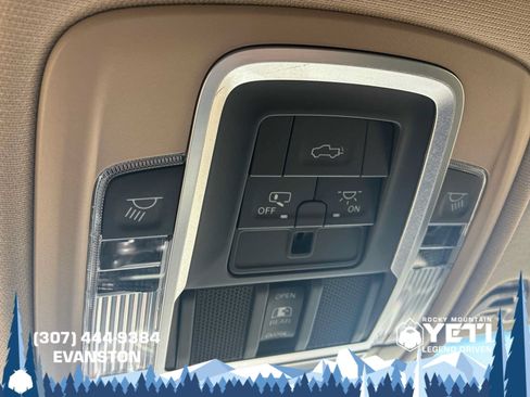 Used 2022 RAM 2500 Laramie AWD/4WD image 23