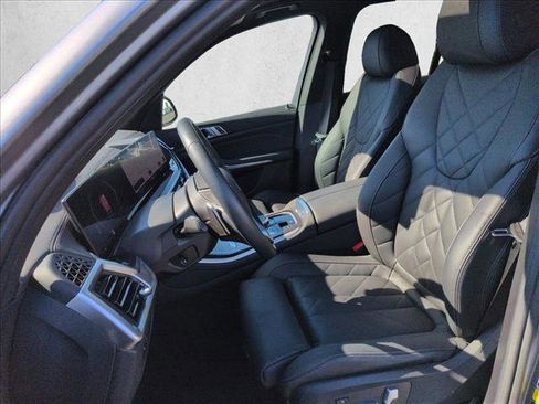 Certified 2024 BMW X5 xDrive40i w/ Parking Assistance Package image 15