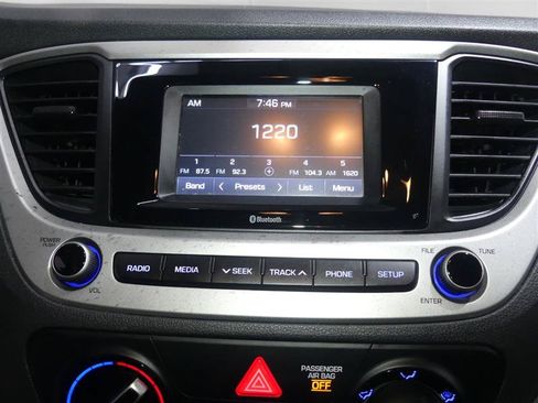 Used 2019 Hyundai Accent SE FWD image 36