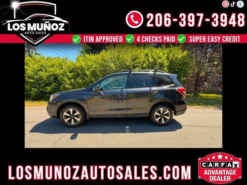 Used 2018 Subaru Forester 2.5i Premium AWD/4WD image 1