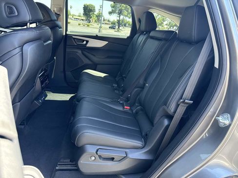 Used 2024 Acura MDX SH-AWD w/ Technology Package image 27