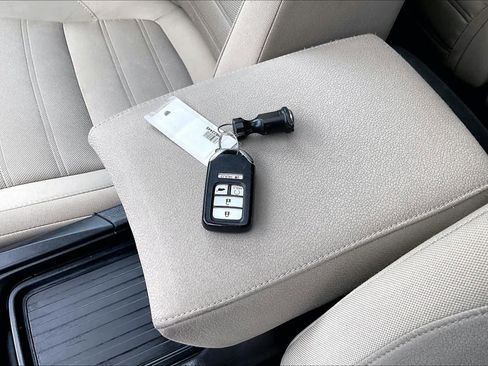 Used 2021 Honda CR-V EX image 15