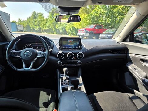 Used 2023 Nissan Sentra SV w/ Trunk Package image 30