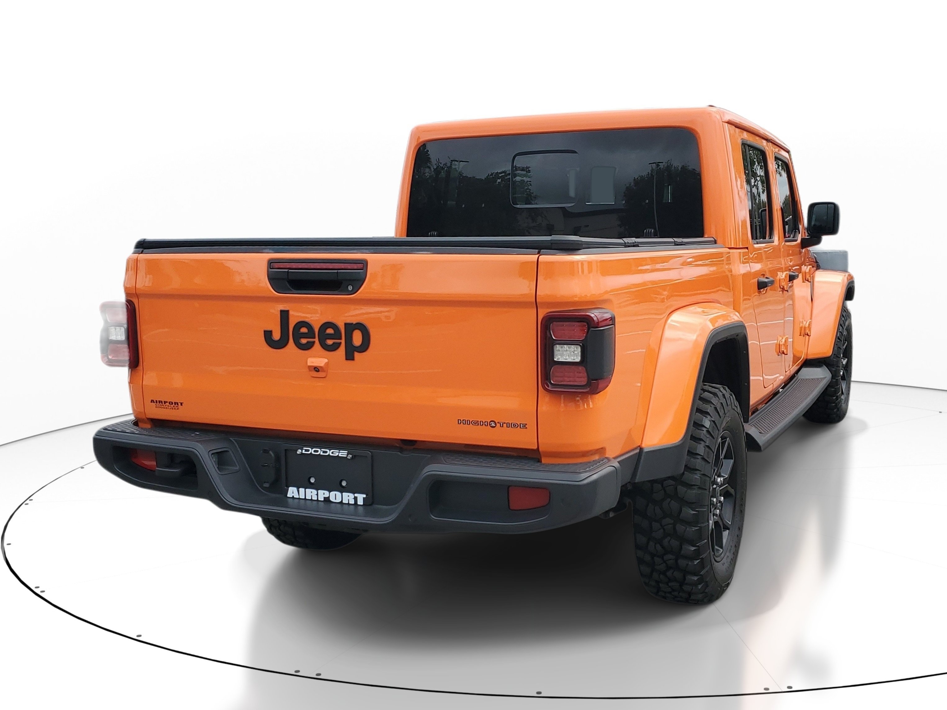 Used 2025 Jeep Gladiator Sport AWD/4WD image 6