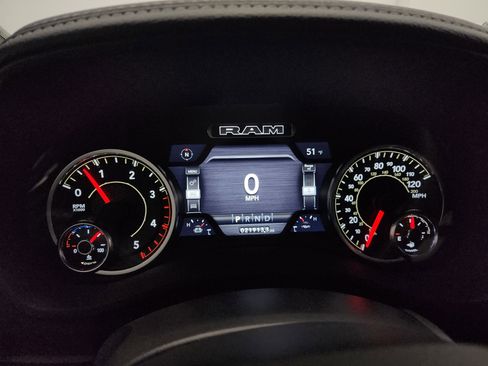 Used 2024 RAM 2500 Laramie w/ Night Edition image 10