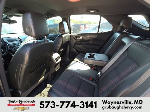 Used 2022 Chevrolet Equinox RS w/ LPO, Floor Liner Package FWD image 13