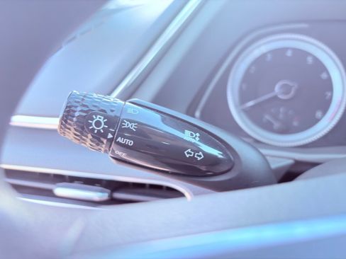 Used 2023 Hyundai Sonata SEL image 17