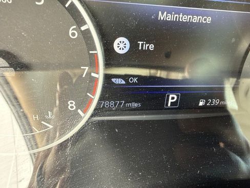 Used 2018 Nissan Murano SV AWD/4WD image 11