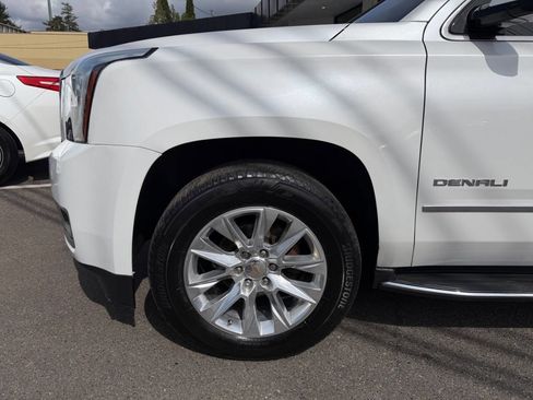 Used 2016 GMC Yukon XL Denali AWD/4WD image 15