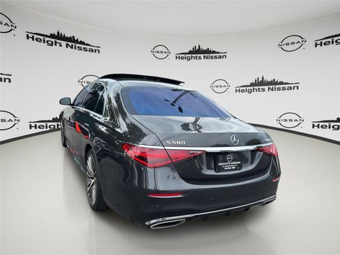Used 2021 Mercedes-Benz S 580 4MATIC Sedan w/ AMG Line image 5