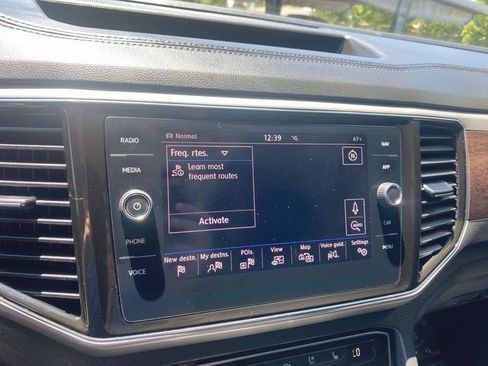 Used 2019 Volkswagen Atlas SEL Premium AWD/4WD image 18