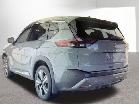 Used 2023 Nissan Rogue SL w/ SL Premium Package AWD/4WD image 3