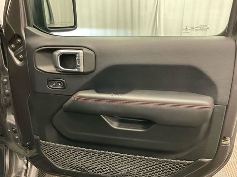Used 2018 Jeep Wrangler Rubicon image 28