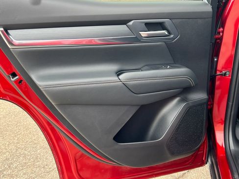 New 2026 GMC Terrain Elevation w/ Elevation Premium Package image 33